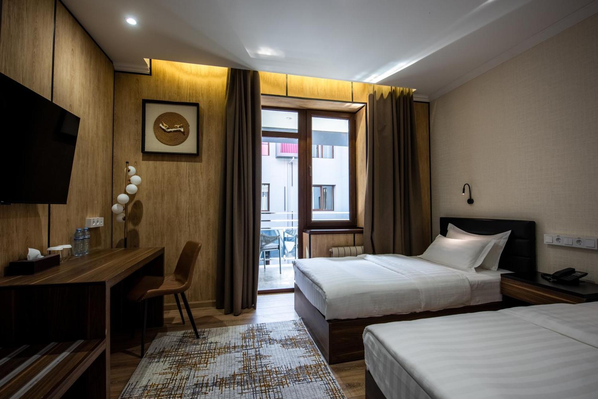 Silk Road Premium Hotel Tasjkent Eksteriør billede