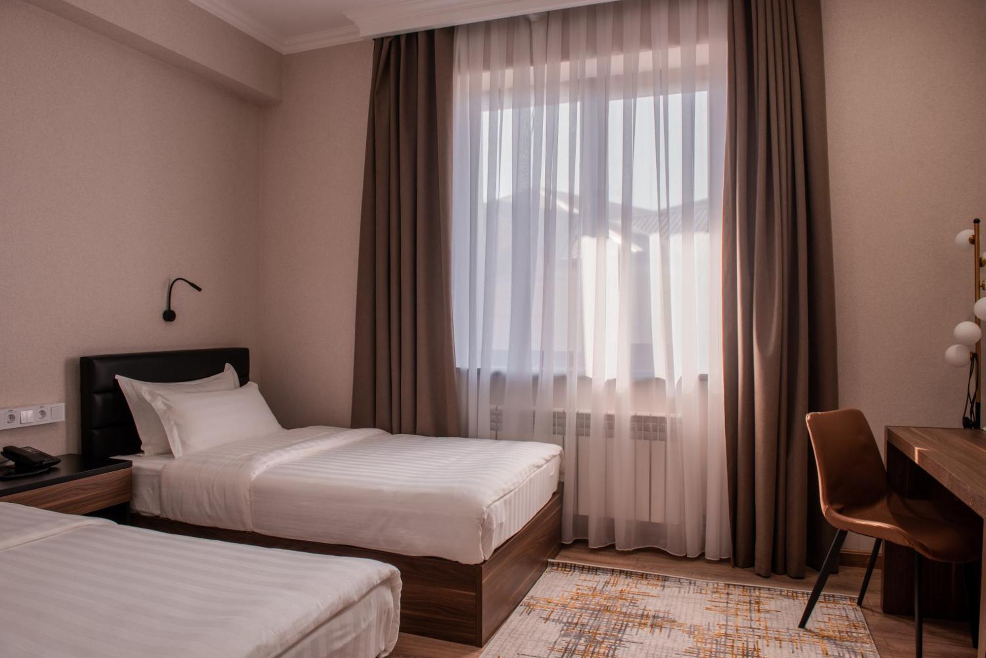 Silk Road Premium Hotel Tasjkent Eksteriør billede