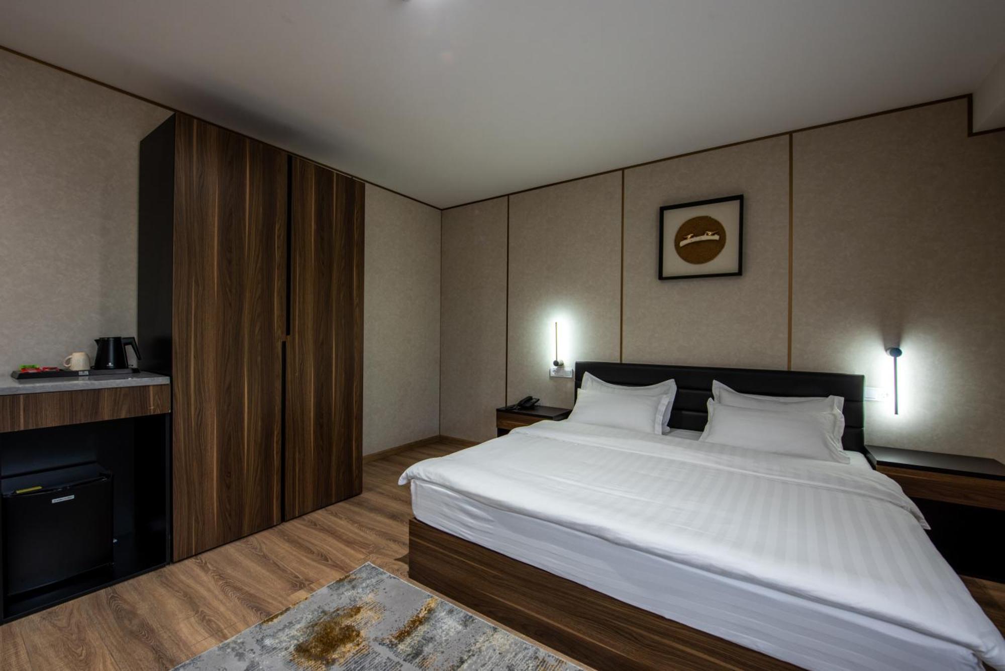 Silk Road Premium Hotel Tasjkent Eksteriør billede