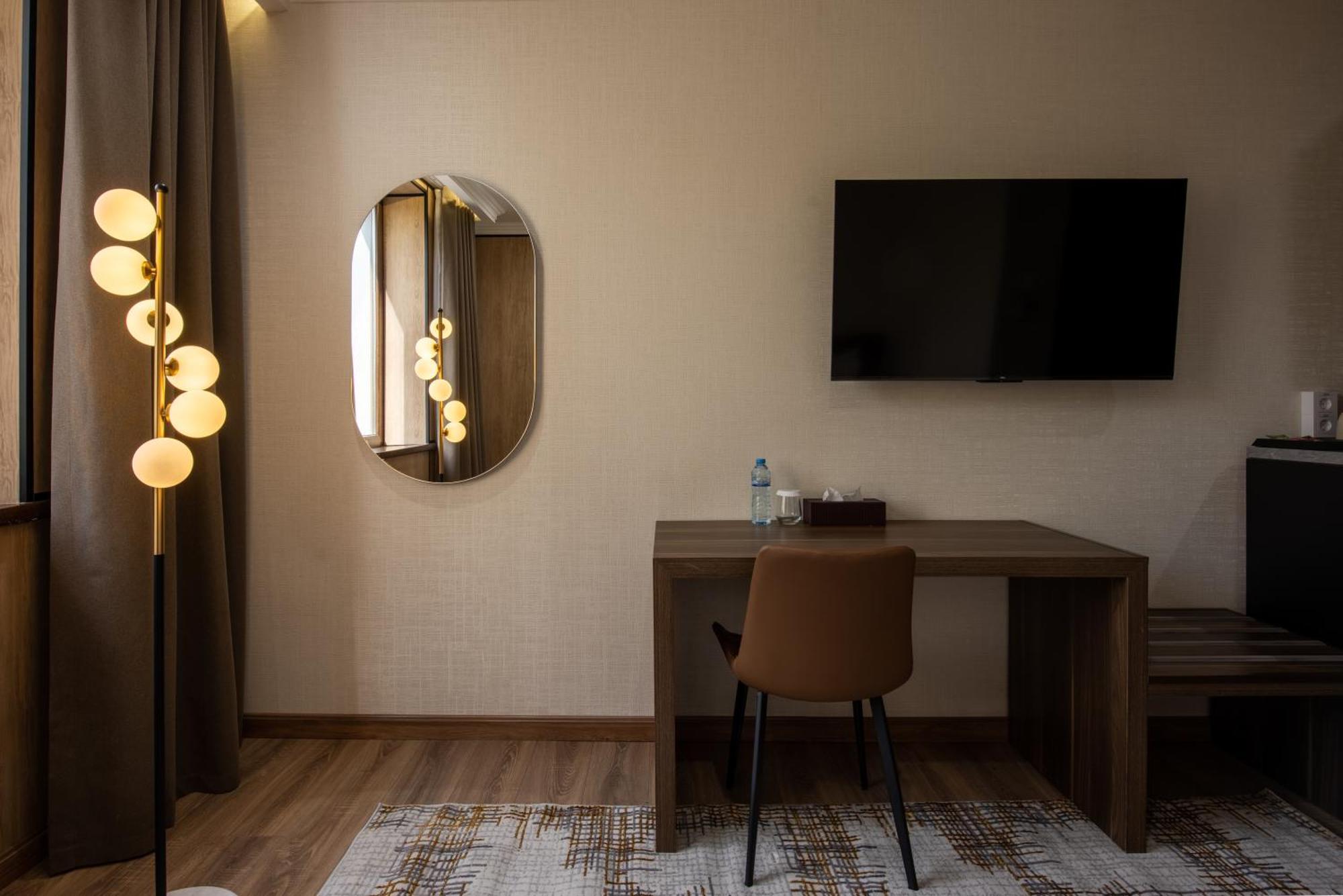 Silk Road Premium Hotel Tasjkent Eksteriør billede