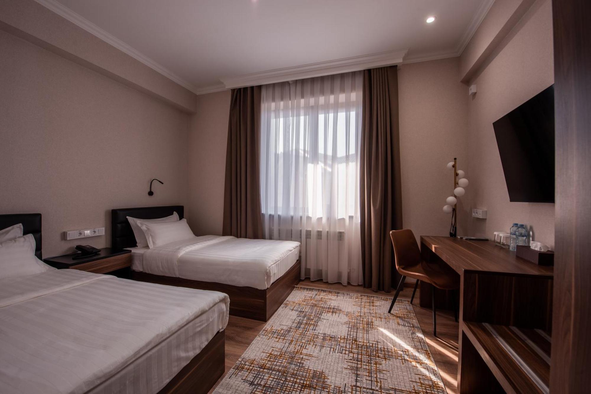 Silk Road Premium Hotel Tasjkent Eksteriør billede