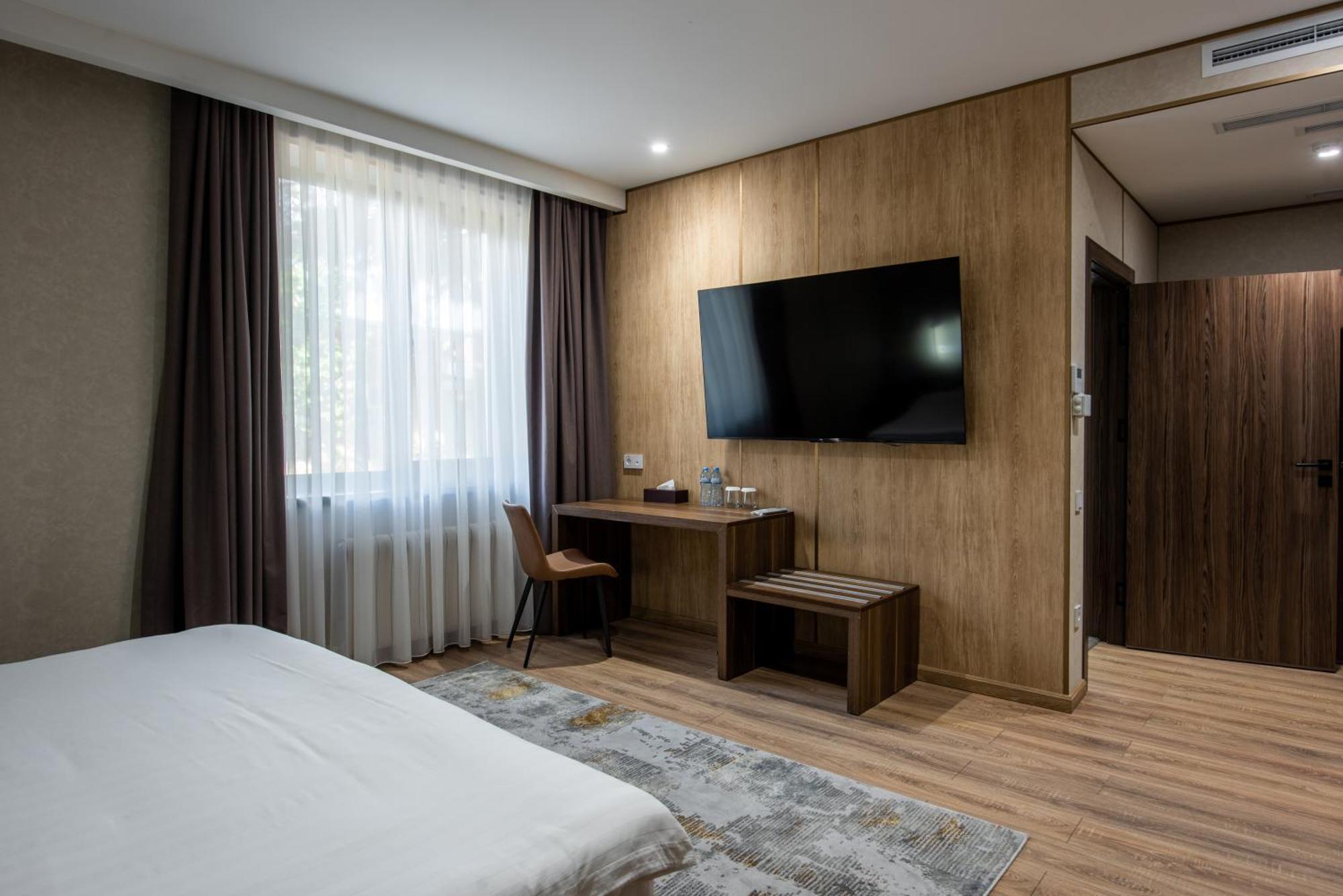 Silk Road Premium Hotel Tasjkent Eksteriør billede