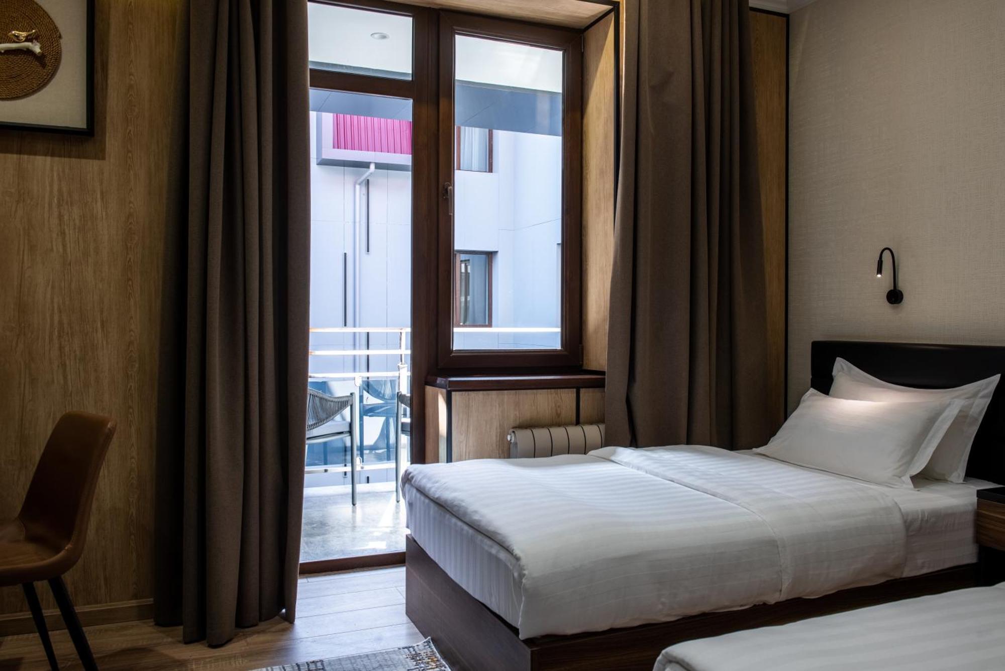 Silk Road Premium Hotel Tasjkent Eksteriør billede
