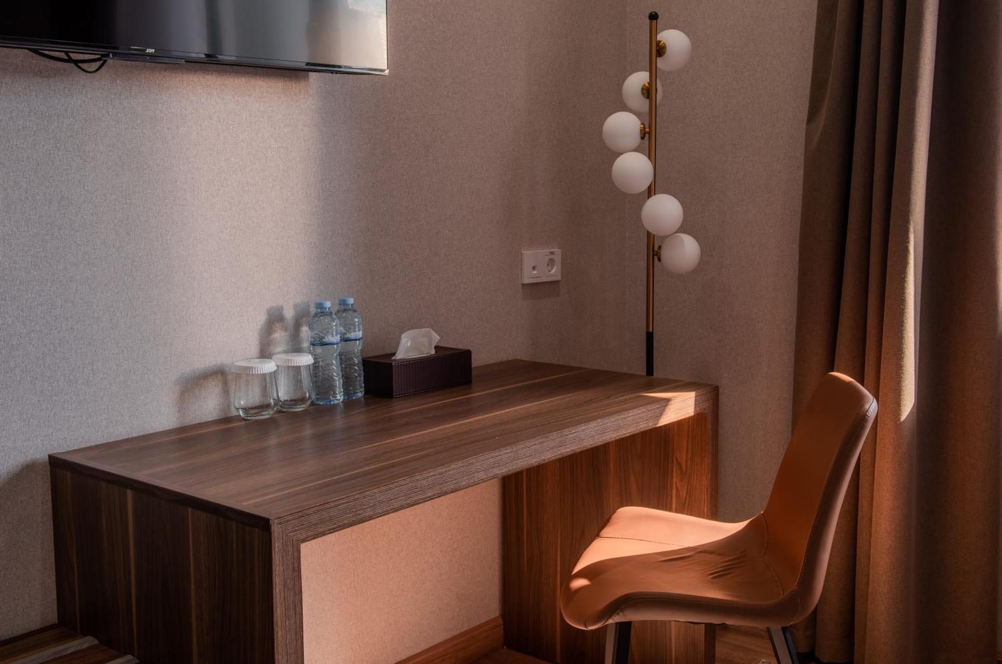 Silk Road Premium Hotel Tasjkent Eksteriør billede