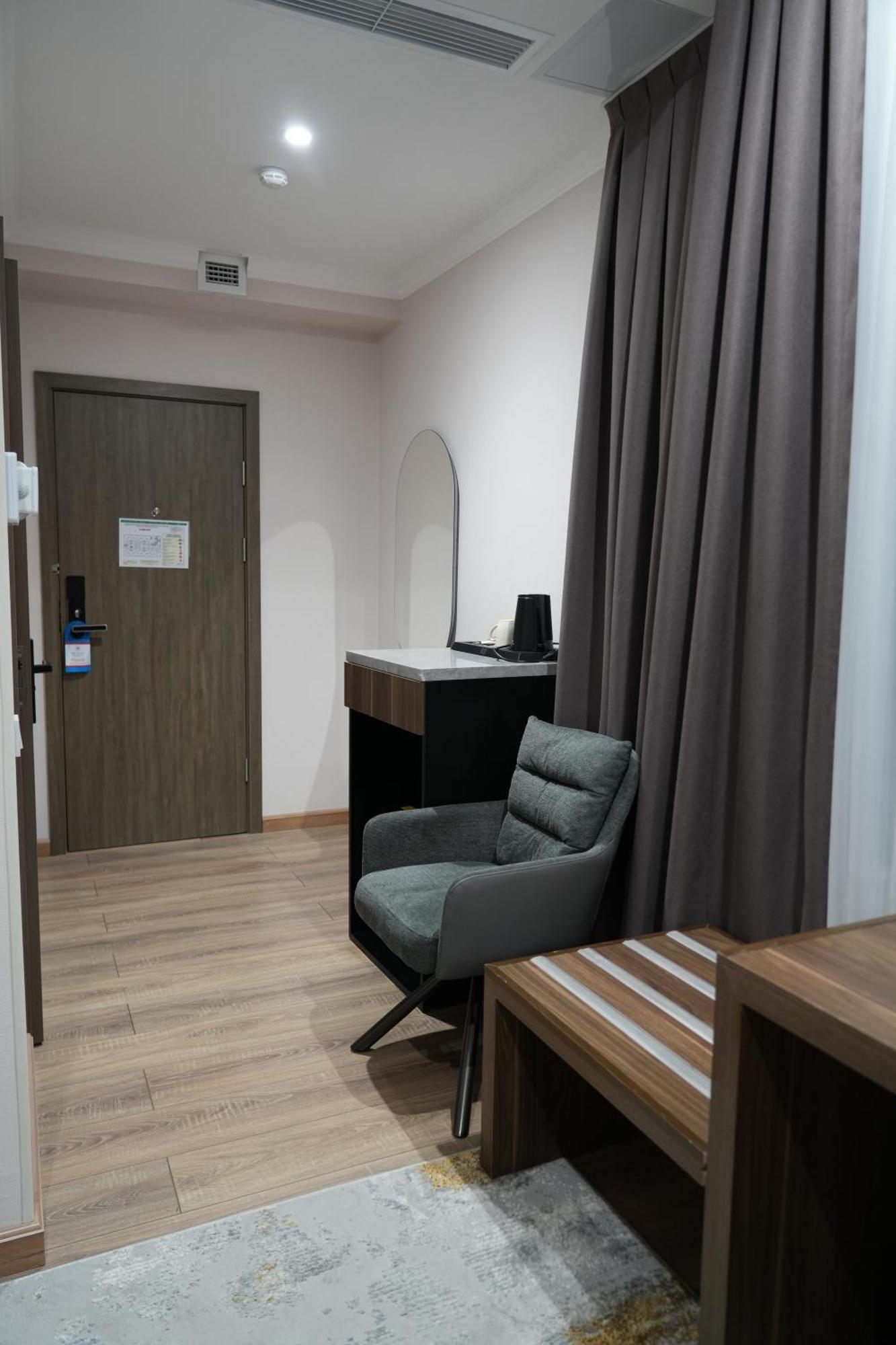 Silk Road Premium Hotel Tasjkent Eksteriør billede